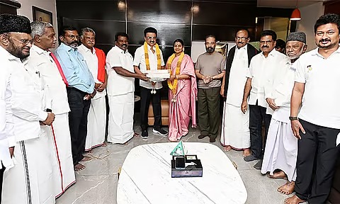 திமுக கூட்டணி தொகுதிப் பங்கீடு: 164 இடங்களில் திமுக நேரடிப் போட்டி; கூட்டணிக் கட்சிகளுக்கு 70 இடங்கள் ஒதுக்கீடு